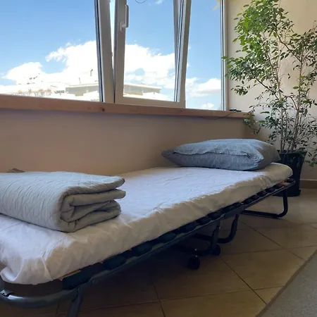 Modern Cityview Flat - 1 Min To Metro - Walk To Acropolis-2